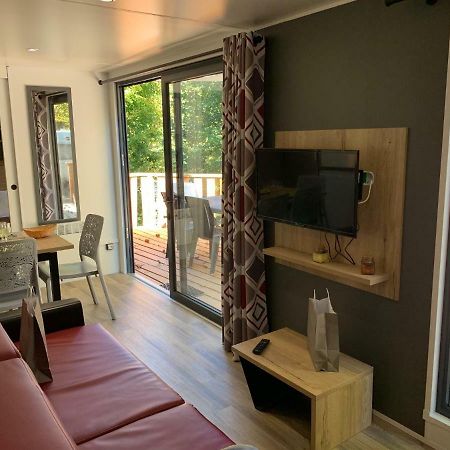 Camping Le Mas Des Sedaries Hotel Villefort  Exterior photo