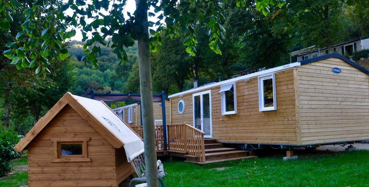 Camping Le Mas Des Sedaries Hotel Villefort  Exterior photo