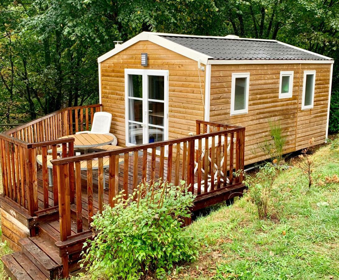 Camping Le Mas Des Sedaries Hotel Villefort  Exterior photo